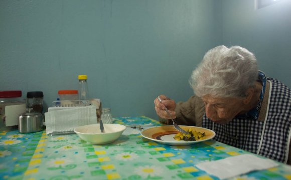 Costa-rica-elderly-2011-03-29